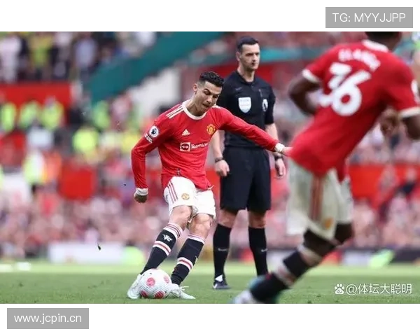 曼联争四形势呈现阶段性变化,对赛季走势形成制约 曼联争四形势呈现阶段性变化,对赛季走势形成制约