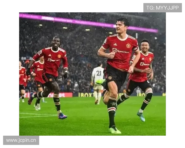 曼联大清洗能否触及根本问题,对重建前景形成关键影响 曼联大清洗能否触及根本问题,对重建前景形成关键影响