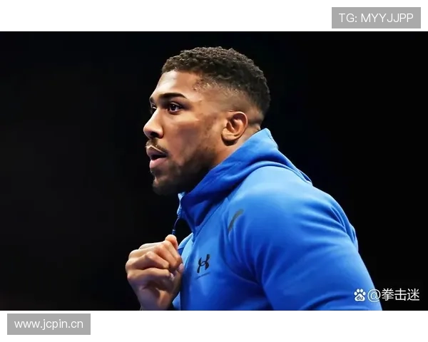 安东尼·约书亚健身房行头比我家赛季花销还带感，谁能想象拳击手私底下这奢华？