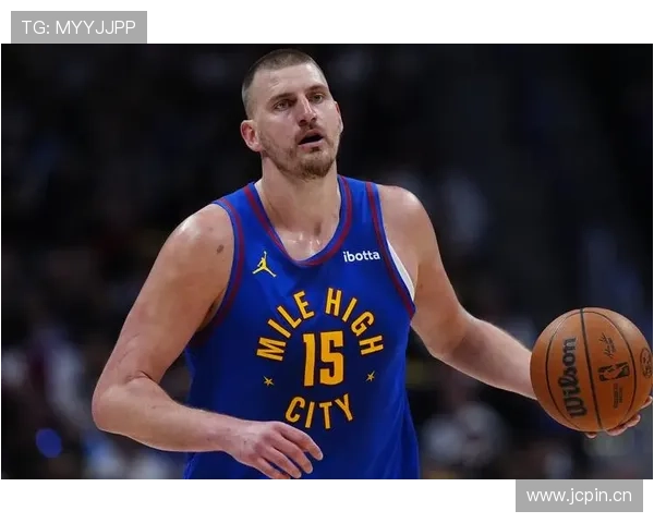 扬尼斯挡拆后篮下单打拉开与约基奇效率差距